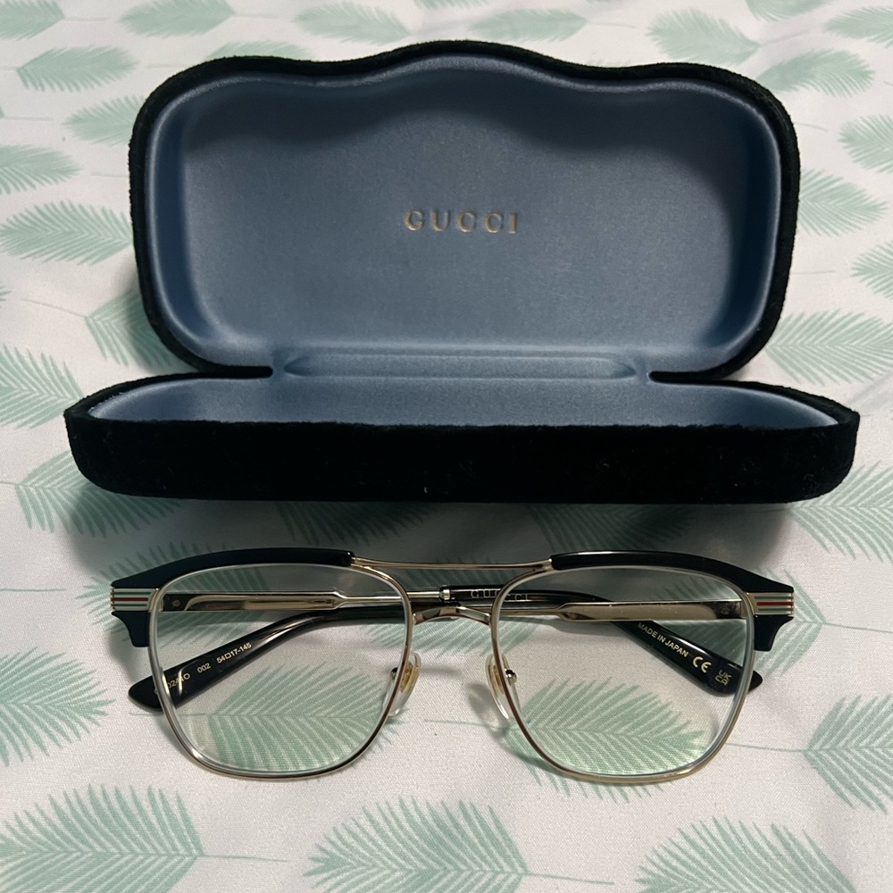 Gucci Unisex Gold framed graded glasses 👓